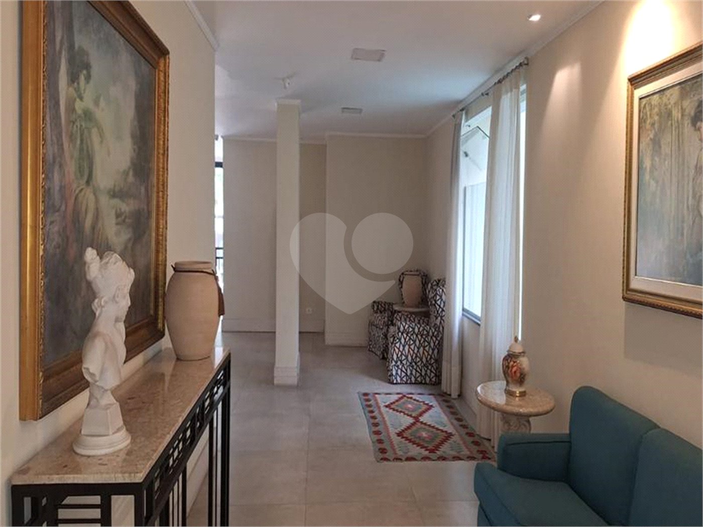 Apartamento à venda com 3 quartos, sendo 1 suíte, em Indianópolis, São Paulo, SP