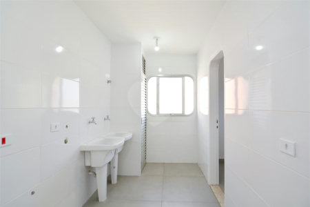 Apartamento à venda com 4 quartos, sendo 2 suítes,  em Brooklin Paulista, São Paulo, SP