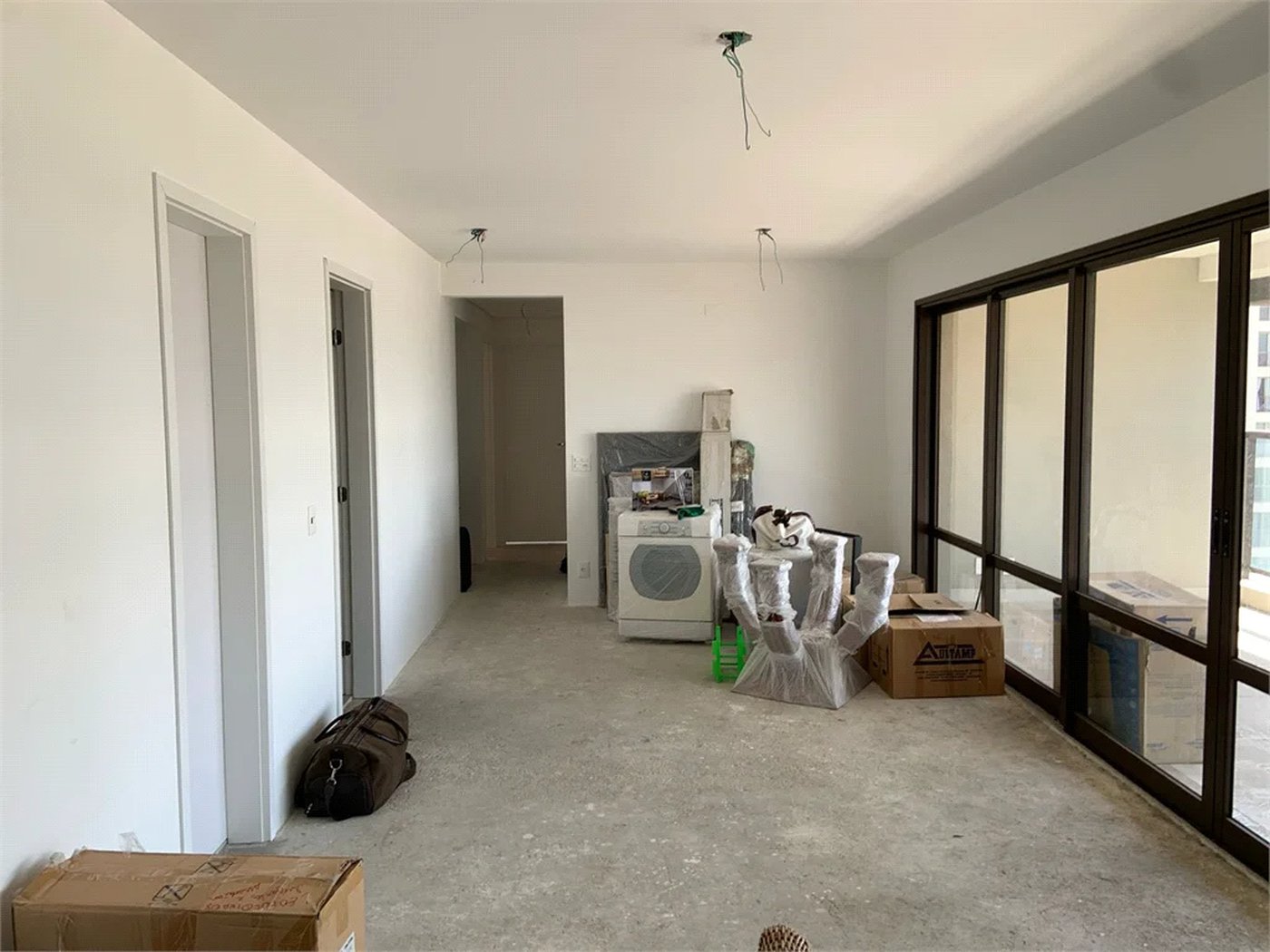 Apartamento à venda com 3 suítes em Bela Aliança, São Paulo, SP