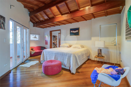 Casa de Vila à venda com 4 quartos, sendo 2 suítes,  em Jardim Marajoara, São Paulo, SP