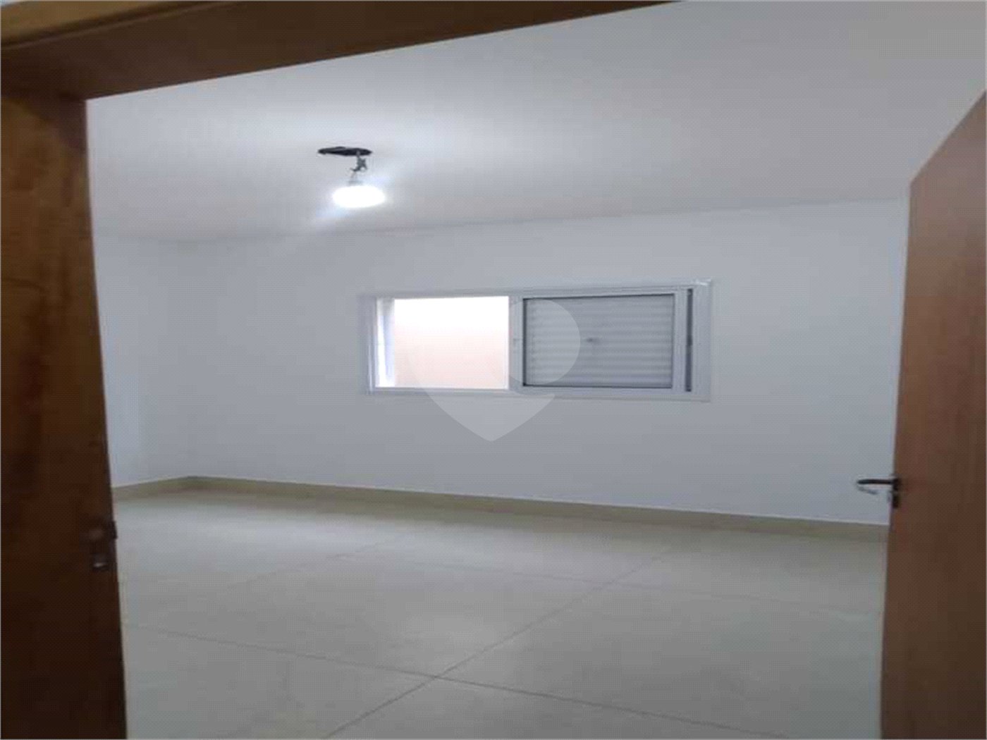 Casa à venda com 2 quartos, sendo 1 suíte, em Parque Residencial Sabiás, Indaiatuba, SP