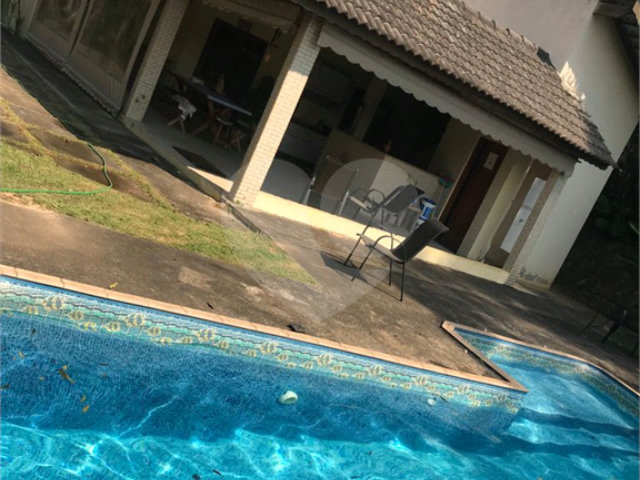 Sobrado à venda com 4 quartos, sendo 2 suítes,  em Serra da Cantareira, Mairiporã, SP