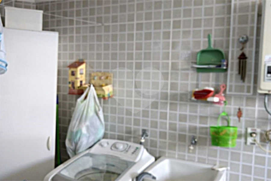 Casa à venda com 3 quartos, sendo 1 suíte, no condomínio Residencial Água Fria, São Paulo - SP