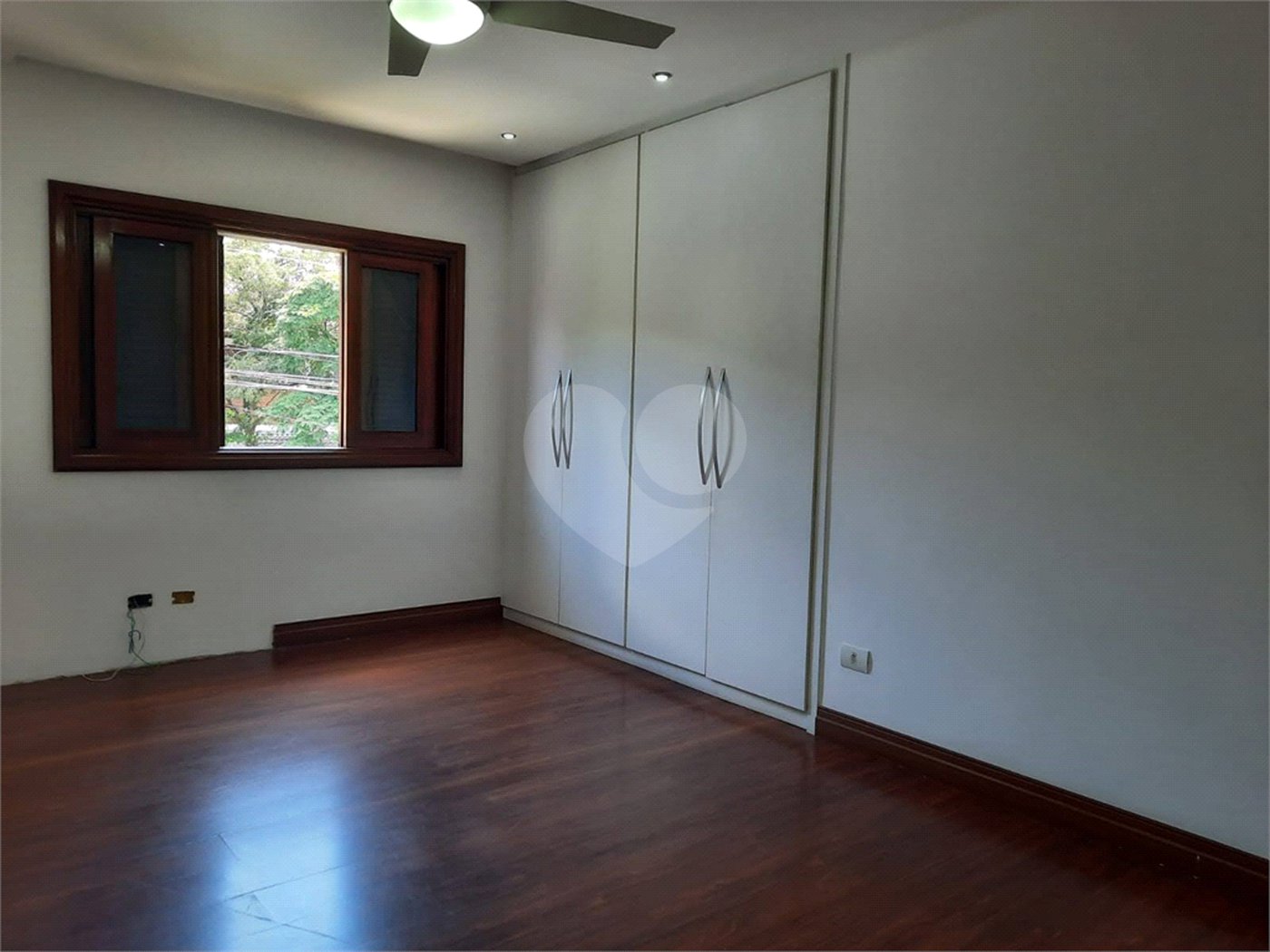 Sobrado à venda com 3 quartos, sendo 1 suíte, em City Campo Grande, São Paulo, SP