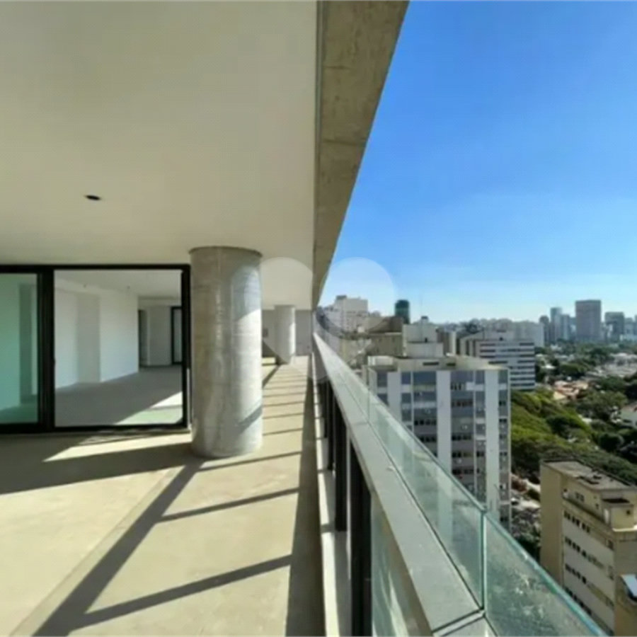 Apartamento à venda com 3 suítes em Itaim Bibi, São Paulo, SP