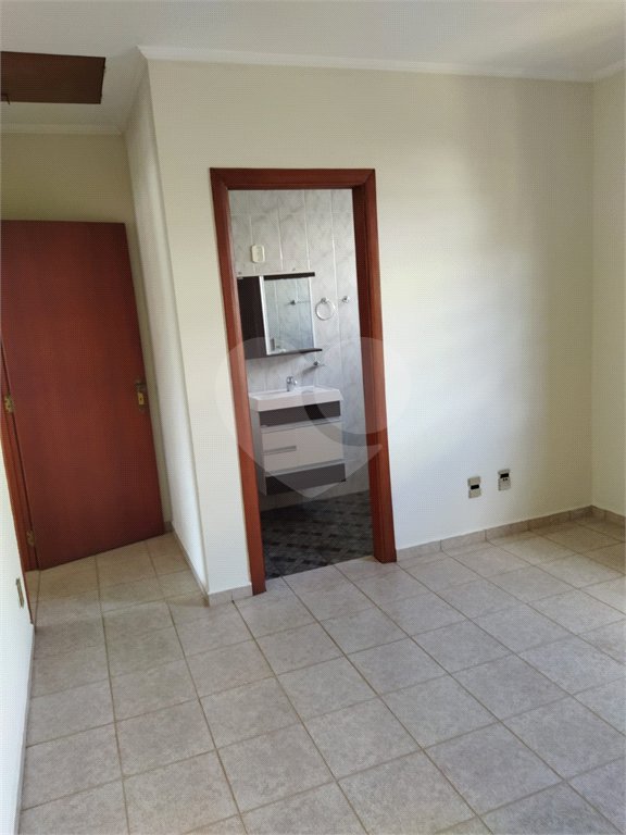 Sobrado à venda com 3 suítes em Vila Thais, Atibaia, SP