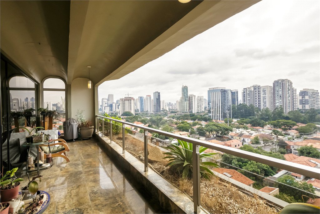 Apartamento à venda com 4 suítes em Brooklin, São Paulo, SP