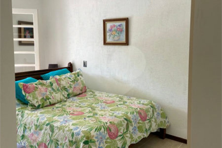 Casa à venda com 6 quartos, sendo 3 suítes,  em Marambaia, Vinhedo, SP