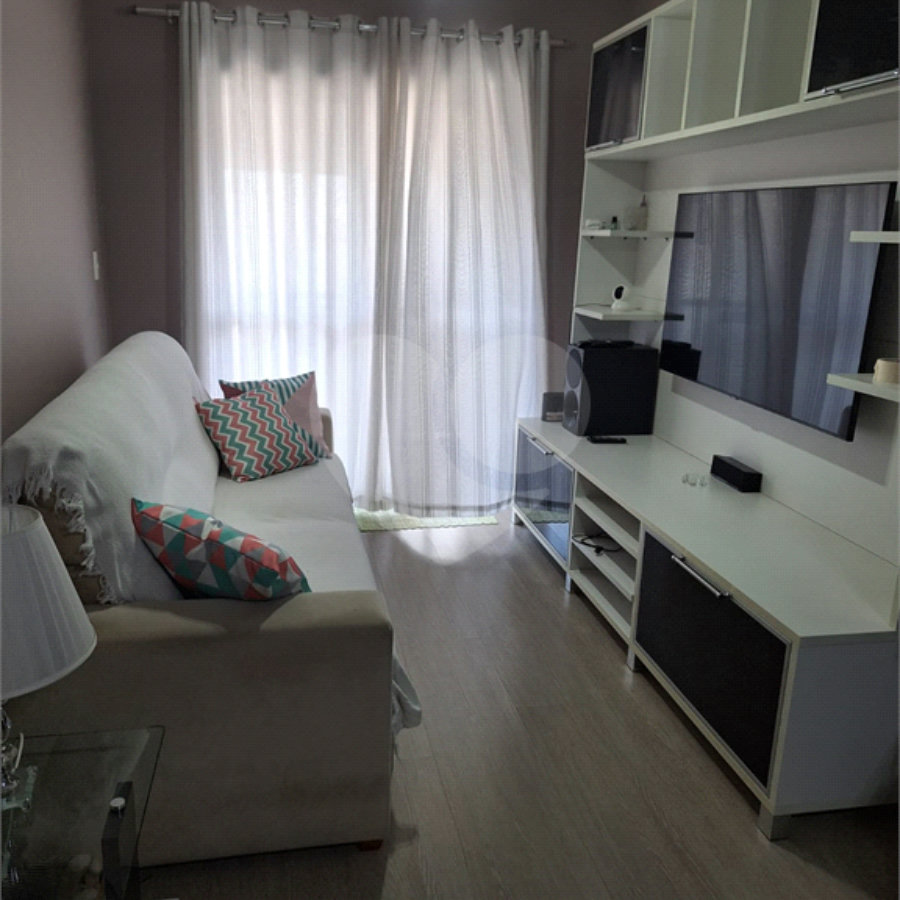 Apartamento á venda no Ipiranga com 2 dormitórios 1 suíte e 2 vagas
