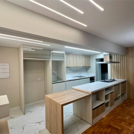 Apartamento à venda com 3 quartos, sendo 1 suíte, em Alto da Boa Vista, São Paulo, SP