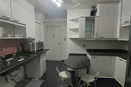 Apartamento à venda com 3 quartos, sendo 2 suítes,  em Cidade São Francisco, São Paulo, SP