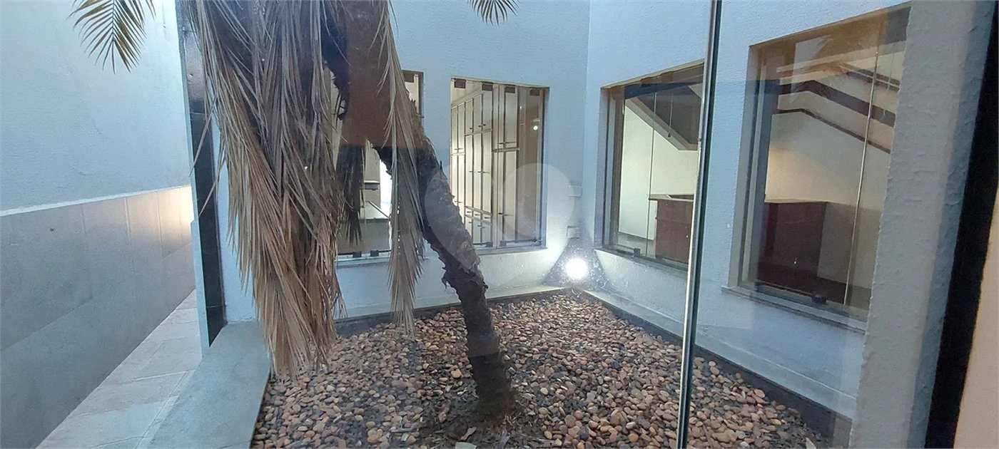 SOBRADO COM DESIGN EXCLUSIVO E LAZER COMPLETO 3 DORMITÓRIOS SENDO 1 SUÍTE