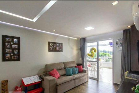 Apartamento à venda com 3 quartos, sendo 1 suíte, em Jardim Vazani, São Paulo, SP