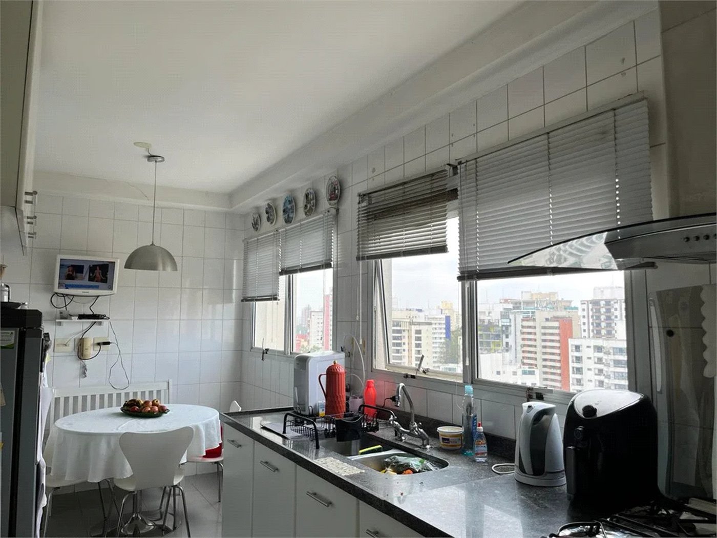Apartamento à venda com 3 suítes em Vila Andrade, São Paulo, SP