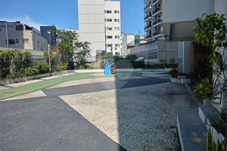 Apartamento à venda com 2 quartos, sendo 1 suíte,  em Tijuca, Rio de Janeiro, RJ