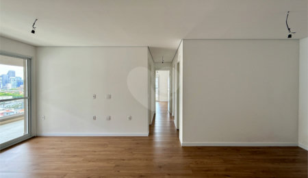 Apartamento à venda com 3 suítes em Brooklin, São Paulo, SP