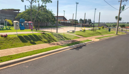 Terreno à venda no condomínio Riviera Village Cravinhos, Cravinhos - SP