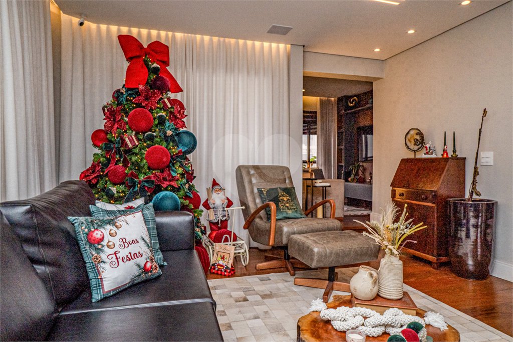 Apartamento à venda com 4 quartos, sendo 3 suítes, em Perdizes, São Paulo, SP