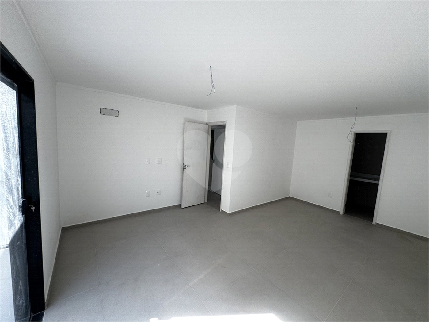 Casa à venda com 3 suítes, no condomínio Grand Park, Rio de Janeiro - RJ