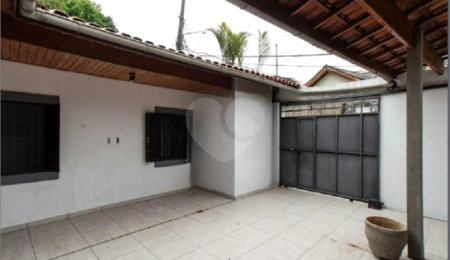 Casa Térrea à venda com 3 quartos, sendo 2 suítes, em Horto, São Paulo, SP