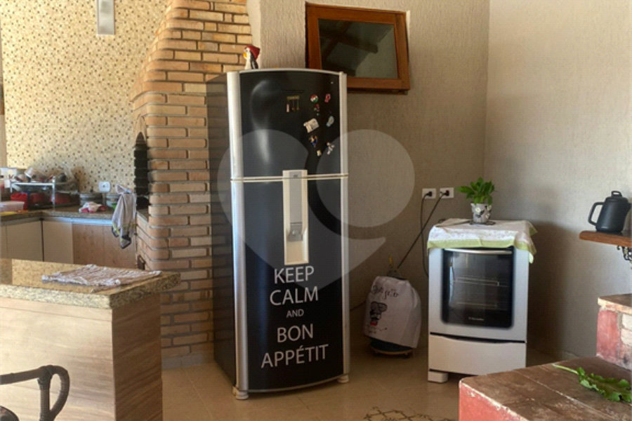 Casa à venda com 5 quartos, sendo 4 suítes, no condomínio Lago do Imperador, Mairiporã - SP
