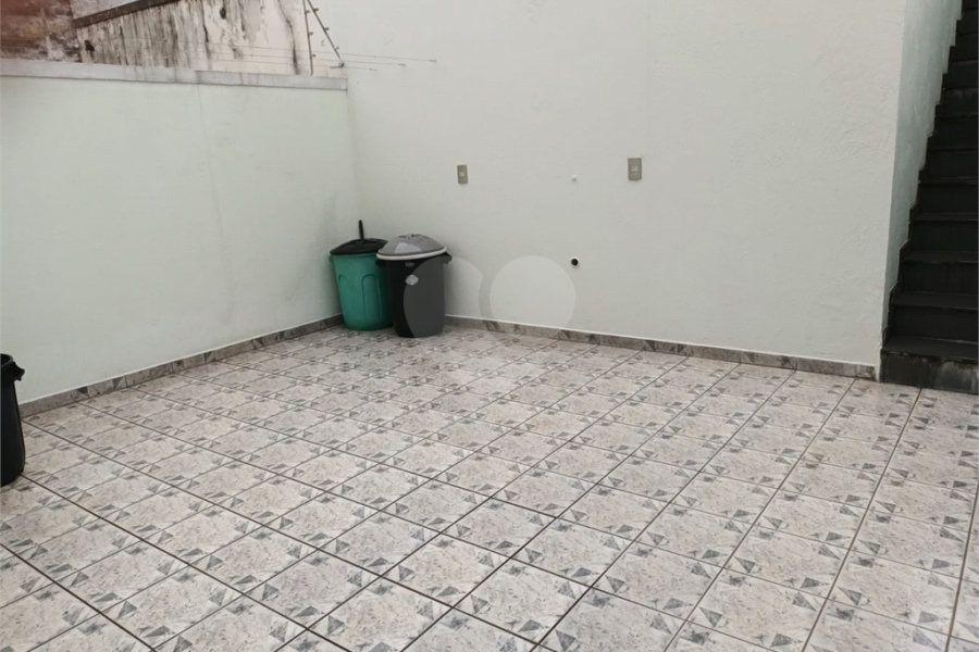 Sobrado à venda com 3 quartos, sendo 1 suíte,  em Parque Peruche, São Paulo, SP