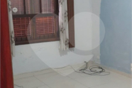 Sobrado à venda com 6 quartos, sendo 3 suítes, em Vila Divina Pastora, São Paulo, SP