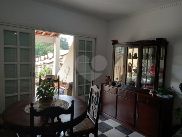 Sobrado à venda com 3 quartos, sendo 1 suíte,  em Tremembé, São Paulo, SP