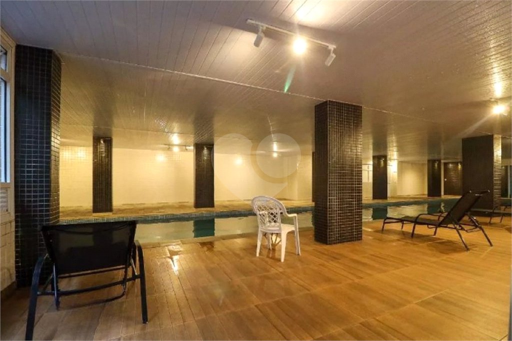 Apartamento à venda com 3 quartos, sendo 2 suítes, em Cidade São Francisco, São Paulo, SP