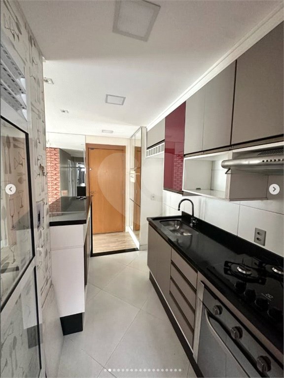 Apartamento à venda com 2 quartos em Jardim Colonial, São Paulo, SP