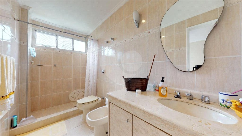 Apartamento à venda com 4 quartos, sendo 2 suítes, em Pinheiros, São Paulo, SP