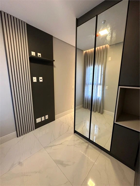 Apartamento à venda com 3 suítes em Jardim das Acácias, São Paulo, SP