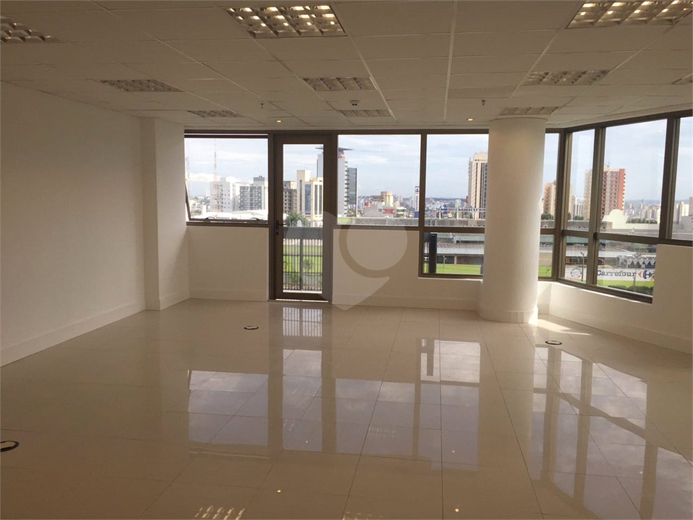 Sala à venda em Parque Bela Vista, Votorantim, SP