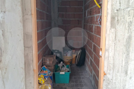 Casa à venda com 3 quartos, sendo 1 suíte, no condomínio Mosaico da Serra, Mogi das Cruzes - SP