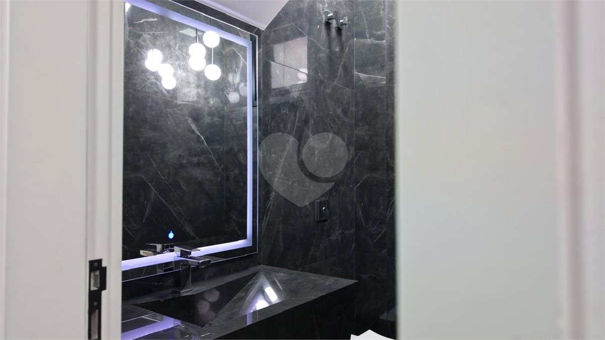 Casa à venda com 4 suítes no condomínio Alphaville Dom Pedro 3, Campinas - SP