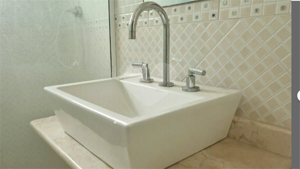 Casa à venda com 3 quartos, sendo 2 suítes, em Santana, São Paulo, SP
