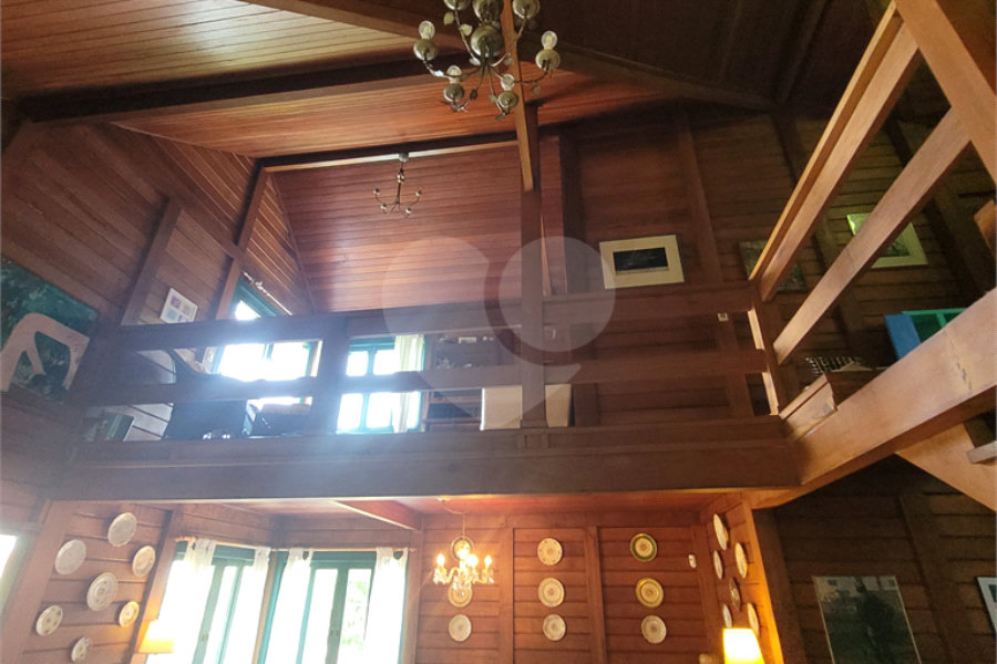 Casa à venda com 4 suítes no condomínio Gleba II, Mairiporã - SP