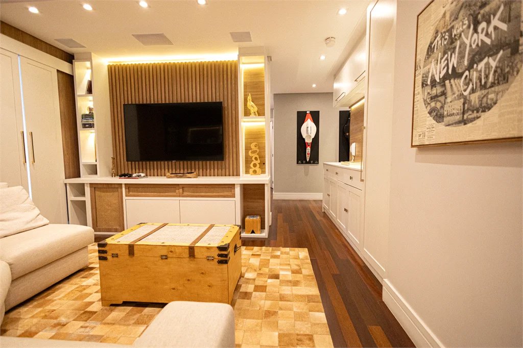 Apartamento à venda com 5 quartos, sendo 4 suítes, em Parque Reboucas, São Paulo, SP