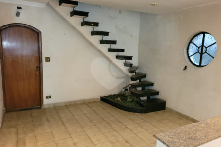 Sobrado à venda com 4 quartos em Santana, São Paulo, SP