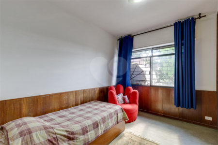 Casa Térrea à venda com 3 quartos, sendo 1 suíte,  em Brooklin Velho, São Paulo, SP