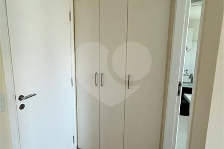 Apartamento à venda com 2 quartos, sendo 1 suíte, em Vila Andrade, São Paulo, SP