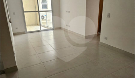 Apartamento à venda com 2 quartos no Centro, São Roque, SP