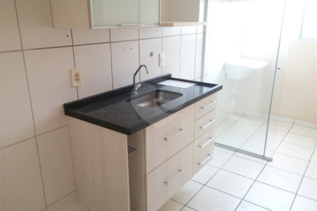 Apartamento no Condomínio Mont Vernon