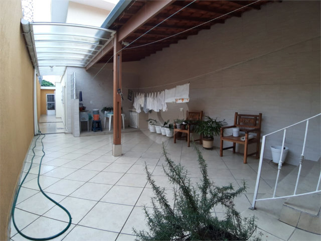 Sobrado à venda com 3 quartos, sendo 1 suíte,  em Vila Nova Mazzei, São Paulo, SP