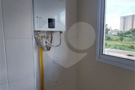 Apartamento para alugar com 2 quartos, sendo 1 suíte, em Aparecidinha, Sorocaba, SP