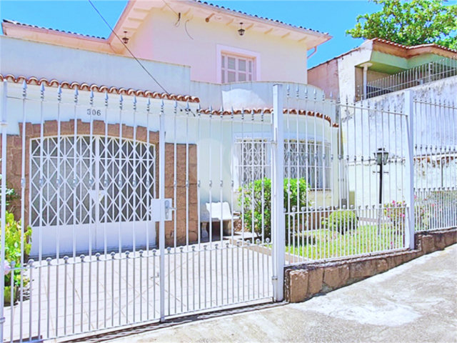 Sobrado à venda com 3 quartos em Santana, São Paulo, SP