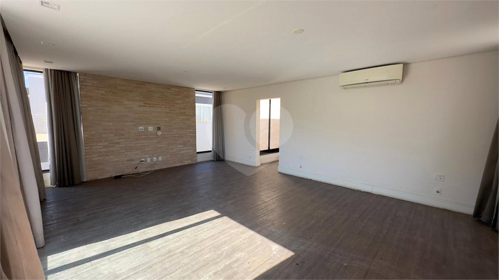 Casa à venda com 6 quartos, sendo 3 suítes, no condomínio Jardim Vila Paradiso, Indaiatuba - SP
