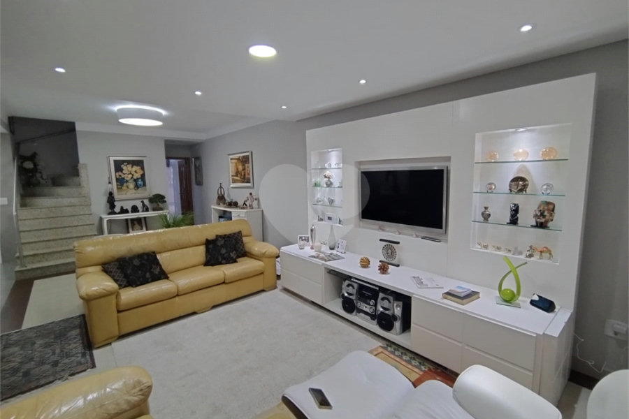 Casa à venda com 3 quartos, sendo 1 suíte,  em Santana, São Paulo, SP