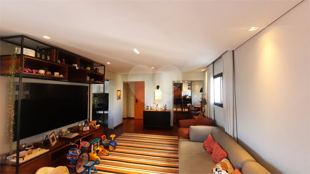 Apartamento à venda com 4 quartos, sendo 2 suítes, em Morumbi, São Paulo, SP