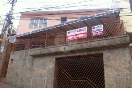 Sobrado à venda com 3 quartos, sendo 1 suíte, em Chora Menino, São Paulo, SP